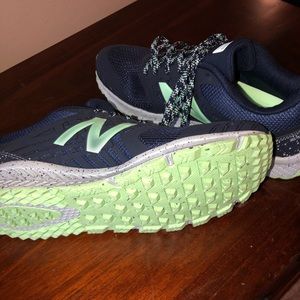 New Balance sneakers size 8.  Excellent Condition